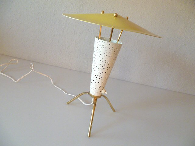 Igl-Table-Lamp1.JPG  