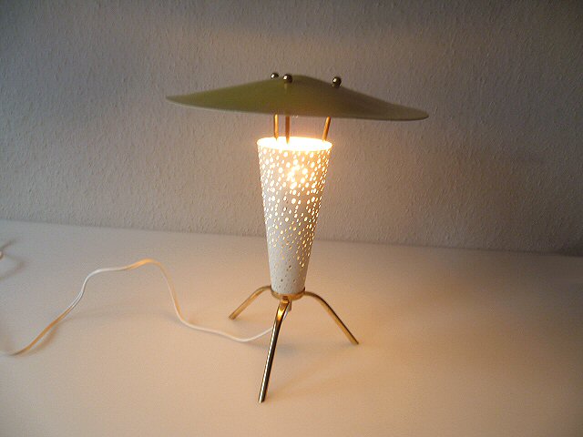 Igl-Table-Lamp11.JPG  