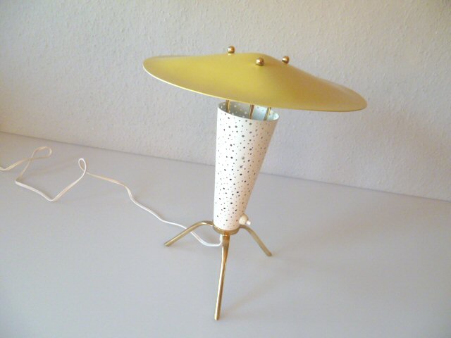 Igl-Table-Lamp2.JPG  