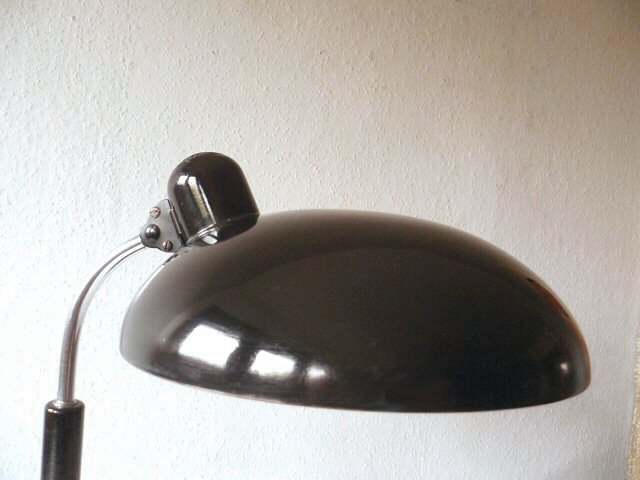 Kaiser-Idell-6632-Lamp6.JPG  